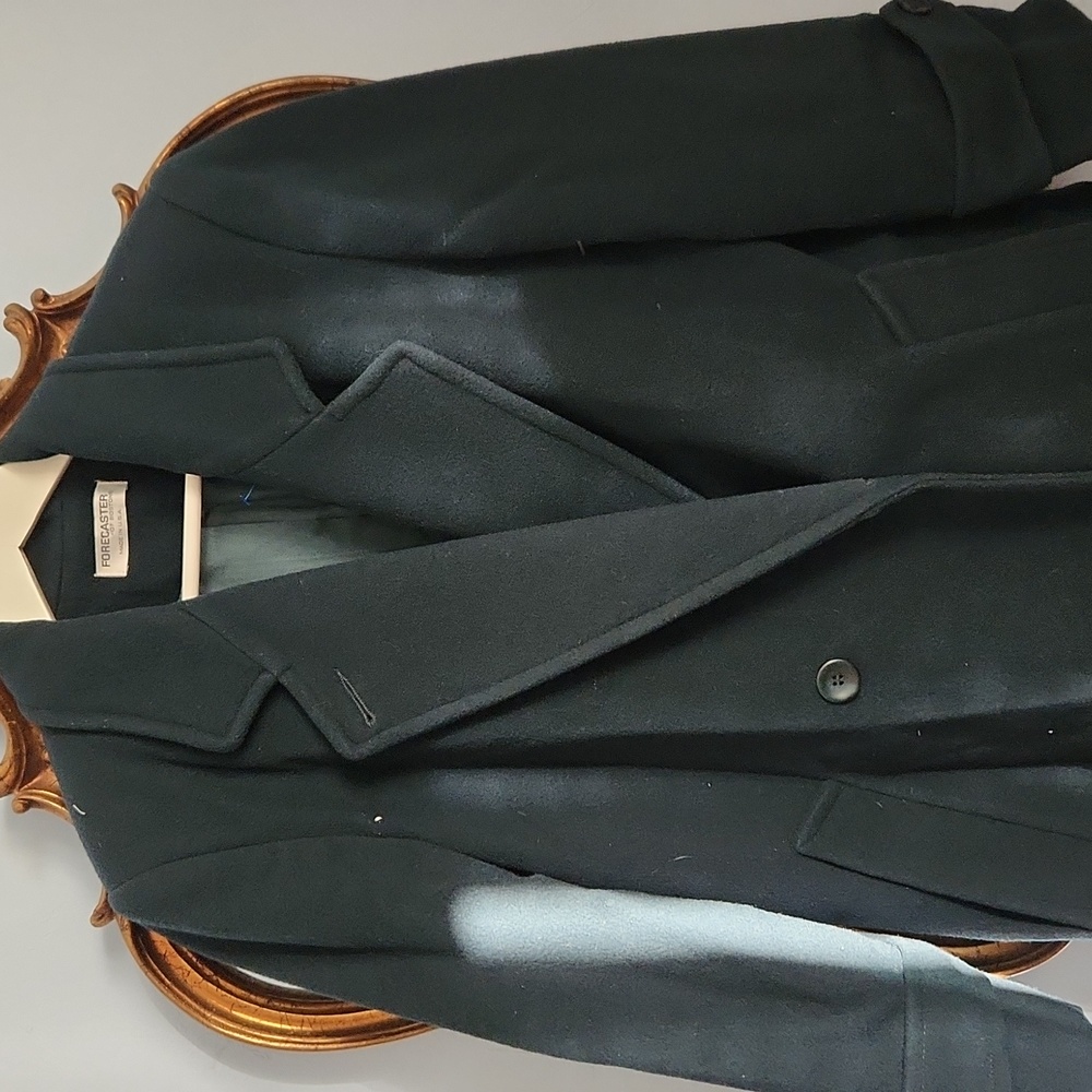 Green men's peacoat
